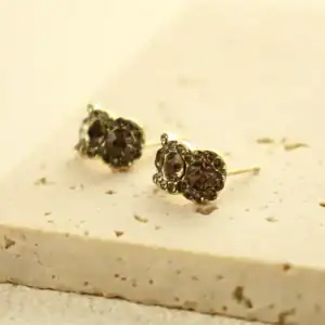 氣質典雅耳環